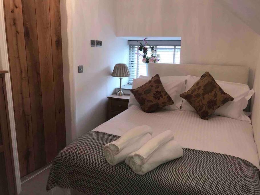 Chic 2 Bed Peak District Cottage Barn Near Alton Towers, Polar Bears, Chatsworth House Leek Zewnętrze zdjęcie