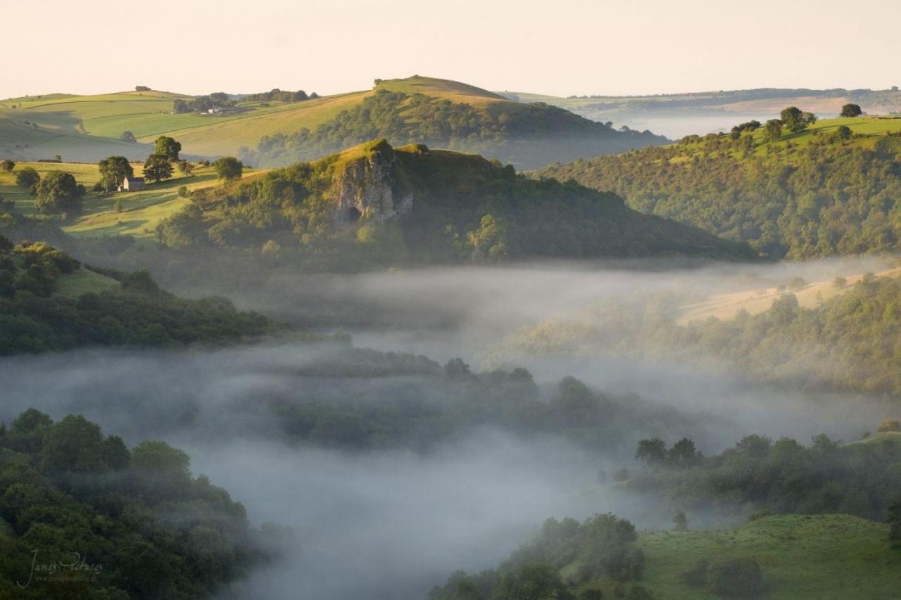 Chic 2 Bed Peak District Cottage Barn Near Alton Towers, Polar Bears, Chatsworth House Leek Zewnętrze zdjęcie